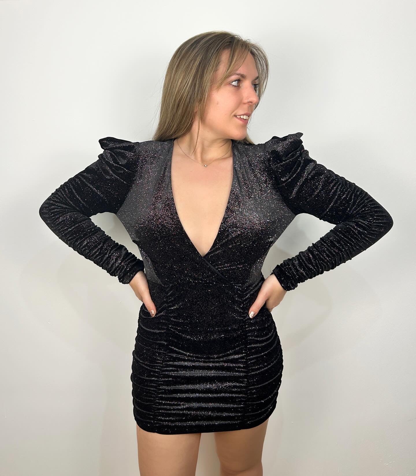 Abito nero glitterato