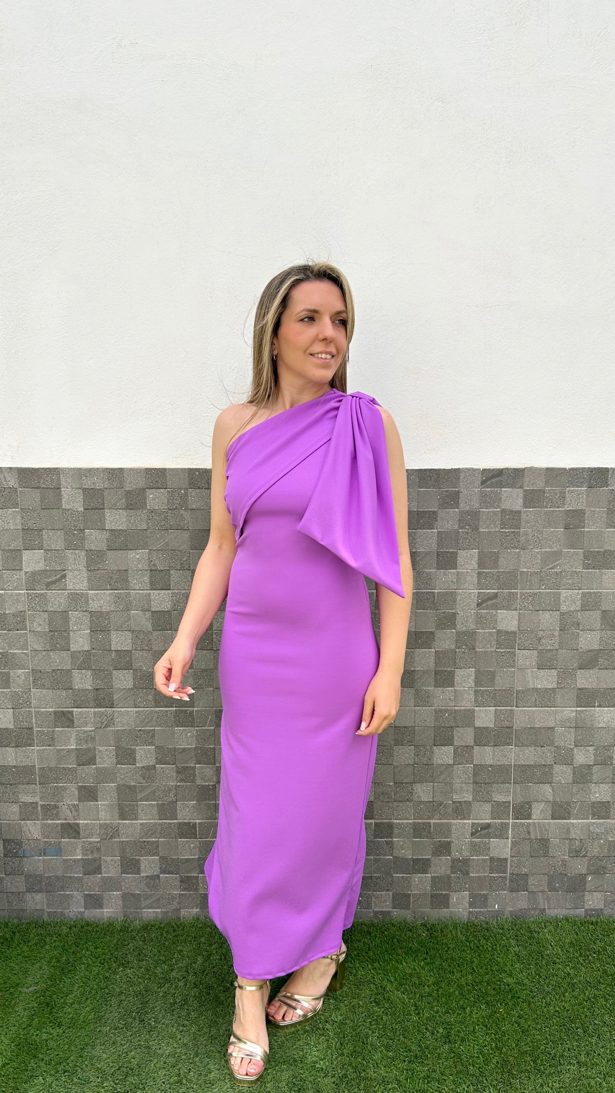 Vestido asimétrico lazo malva