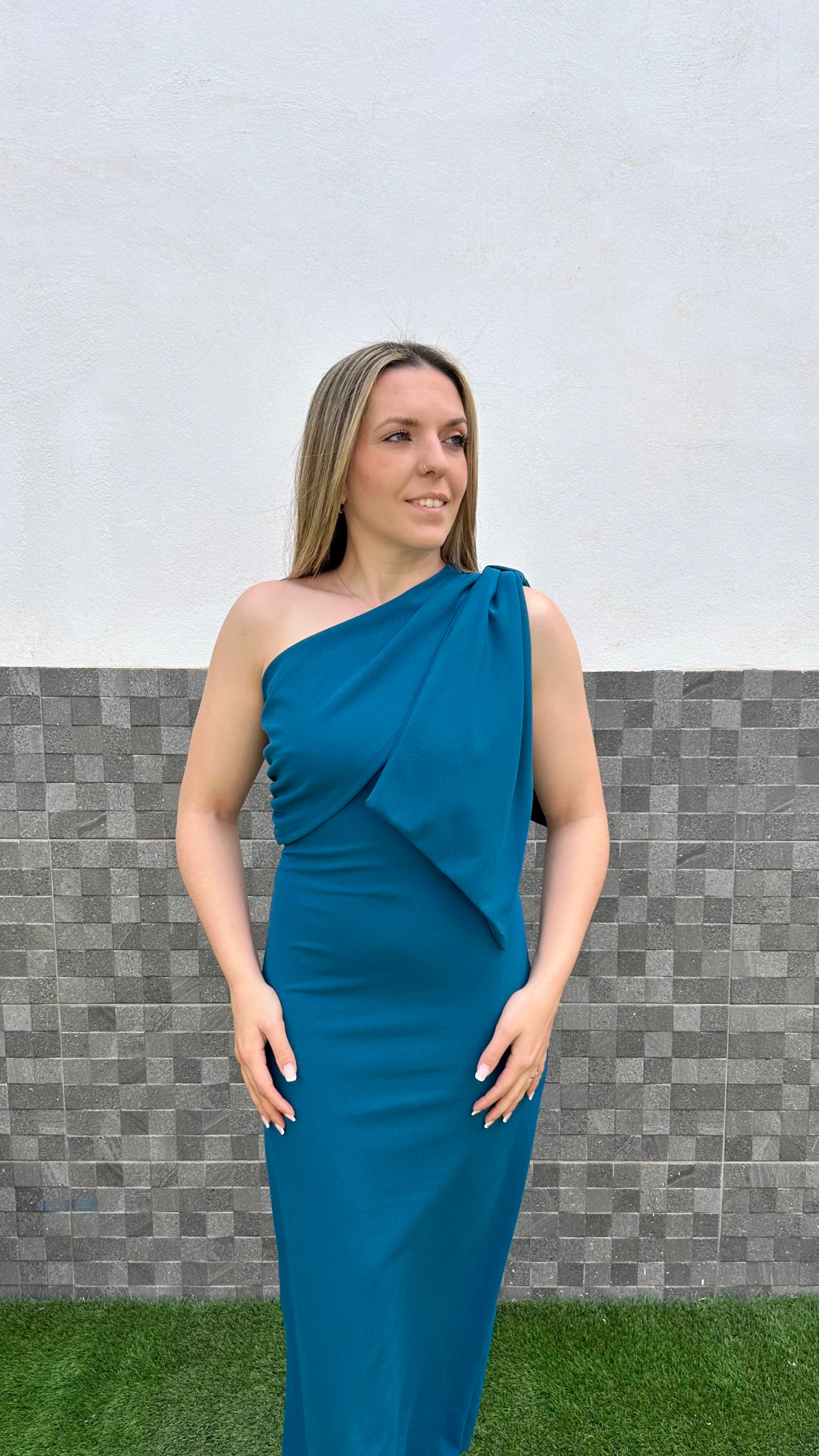 Vestido asimétrico lazo petróleo