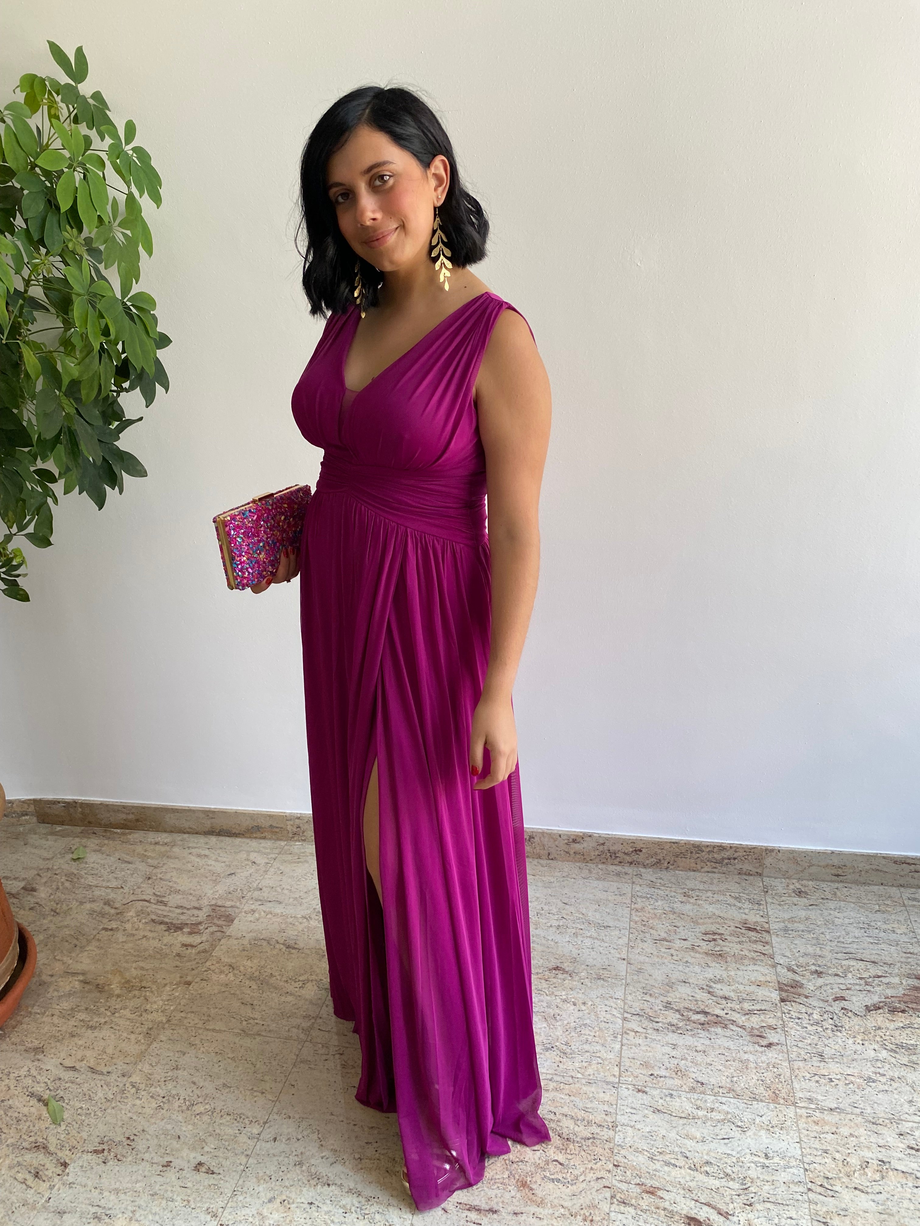 Vestido gasa escote pico cereza