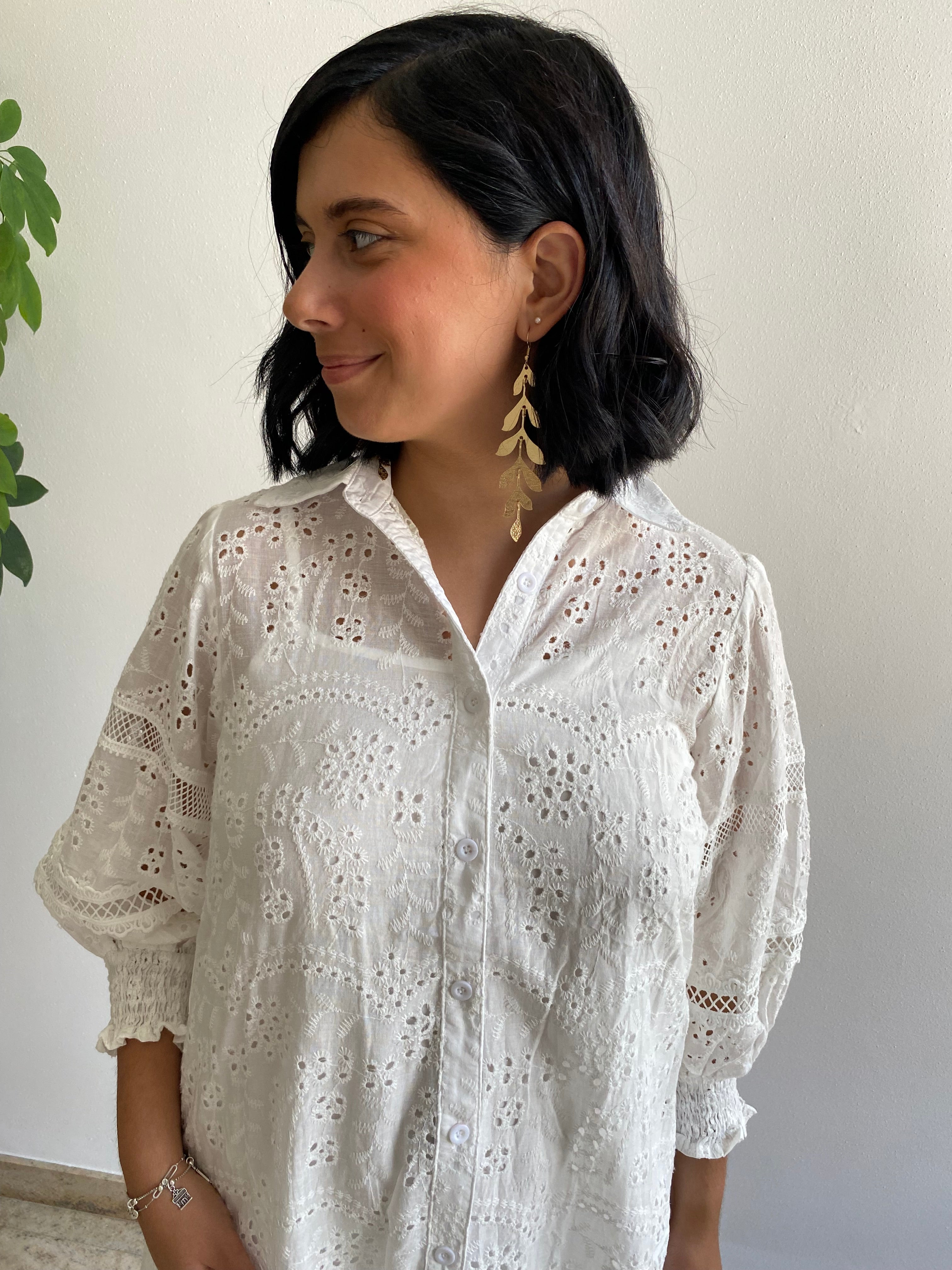 White mini openwork shirt dress