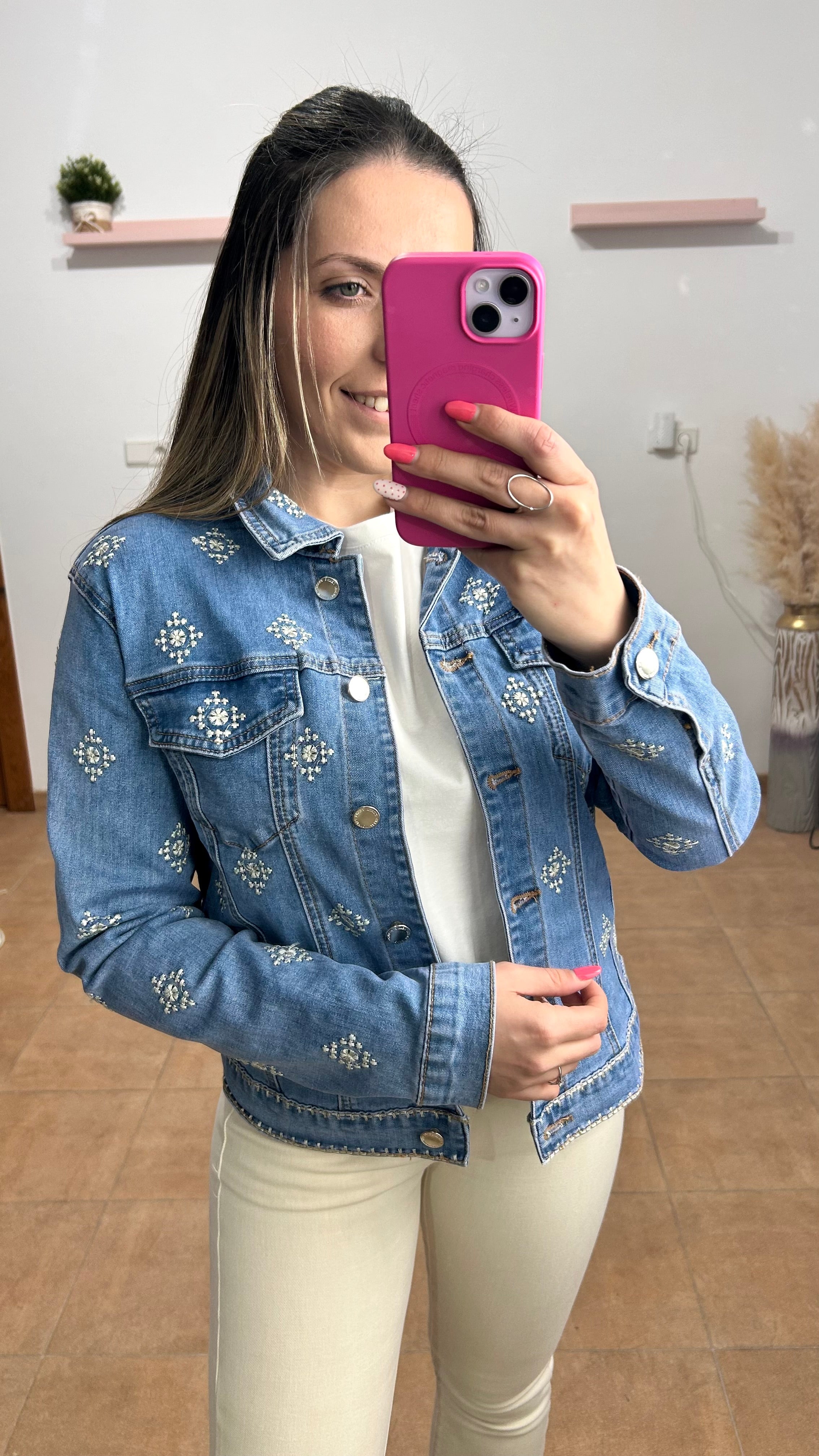CHAQUETA DENIM BORDADA