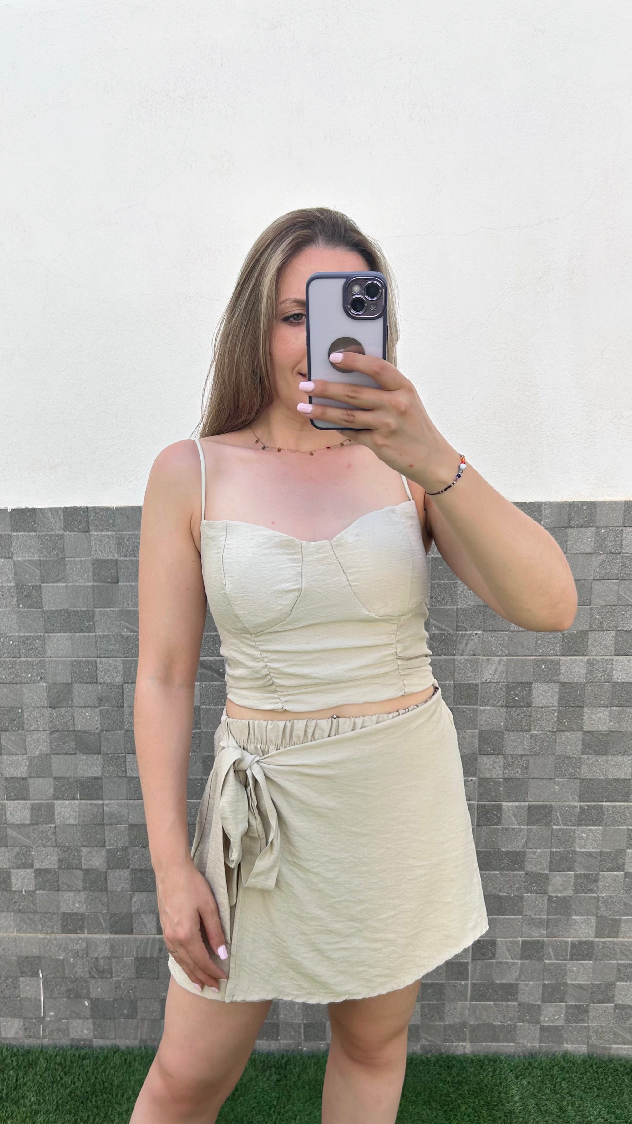 Falda pantalón lazada lateral beige