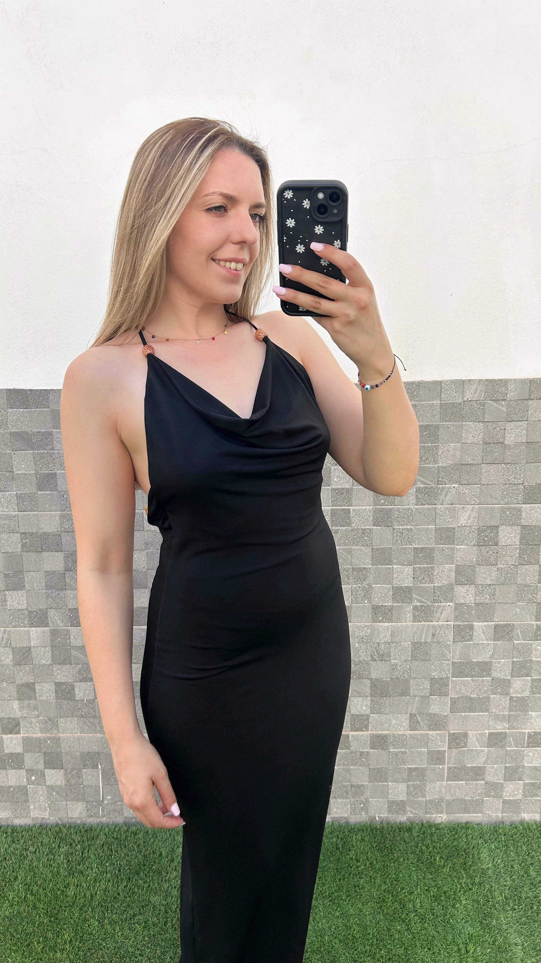 Vestido midi fluido cascada negro