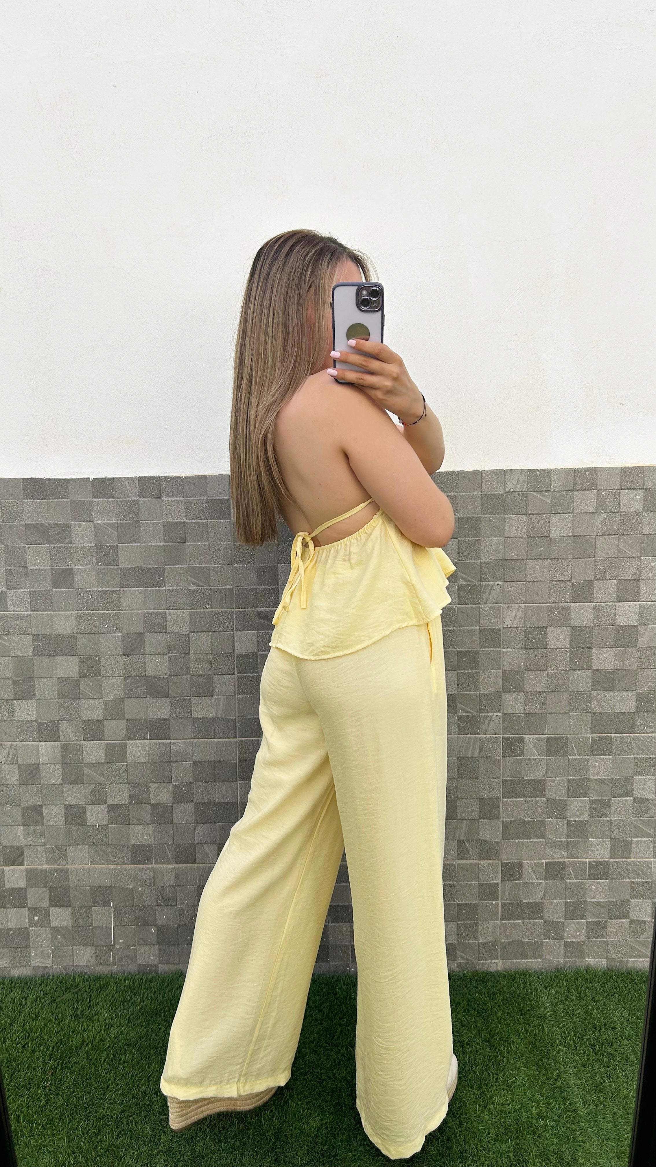 Conjunto top lazada amarillo