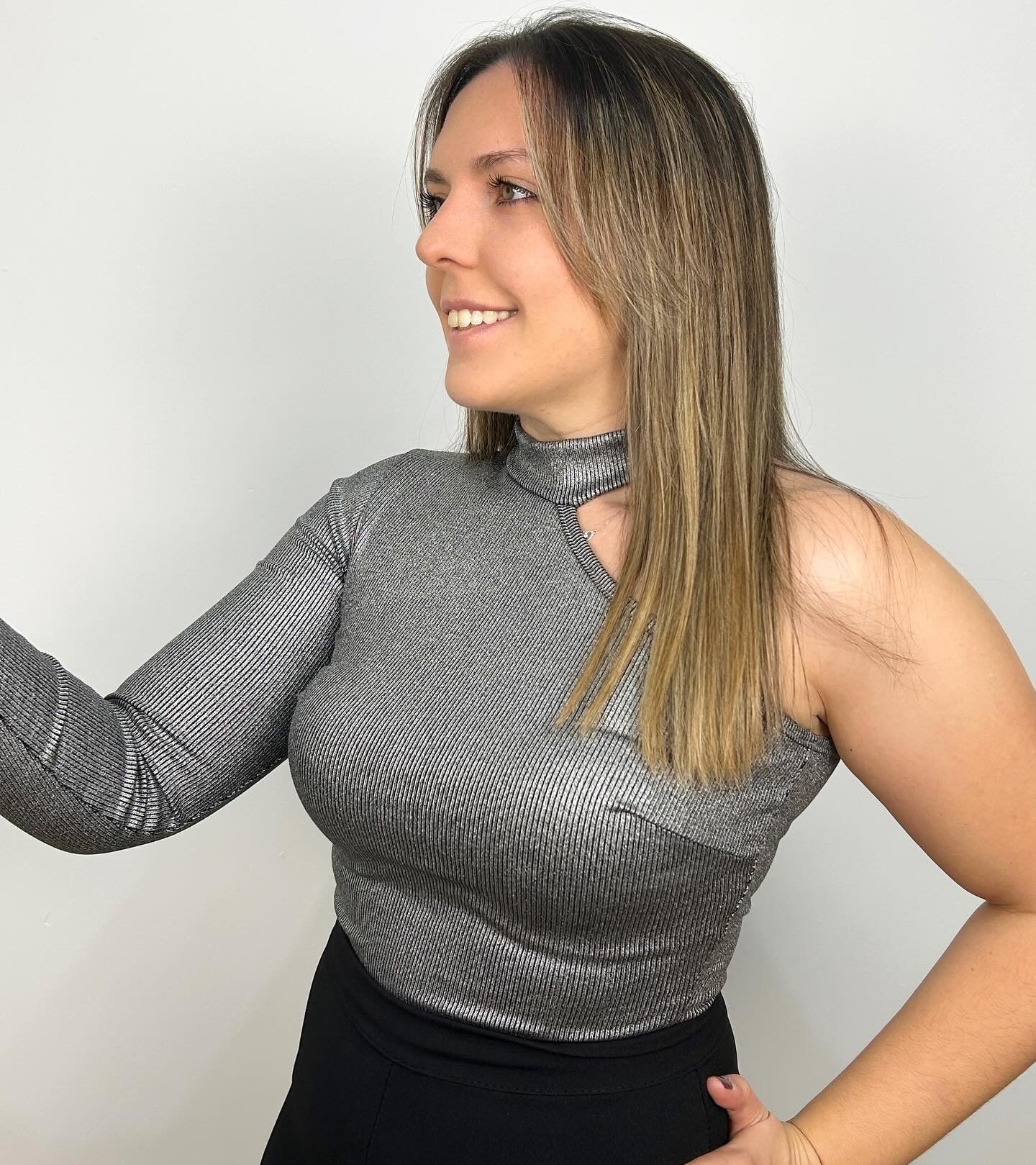 Piano asimmetrico argento