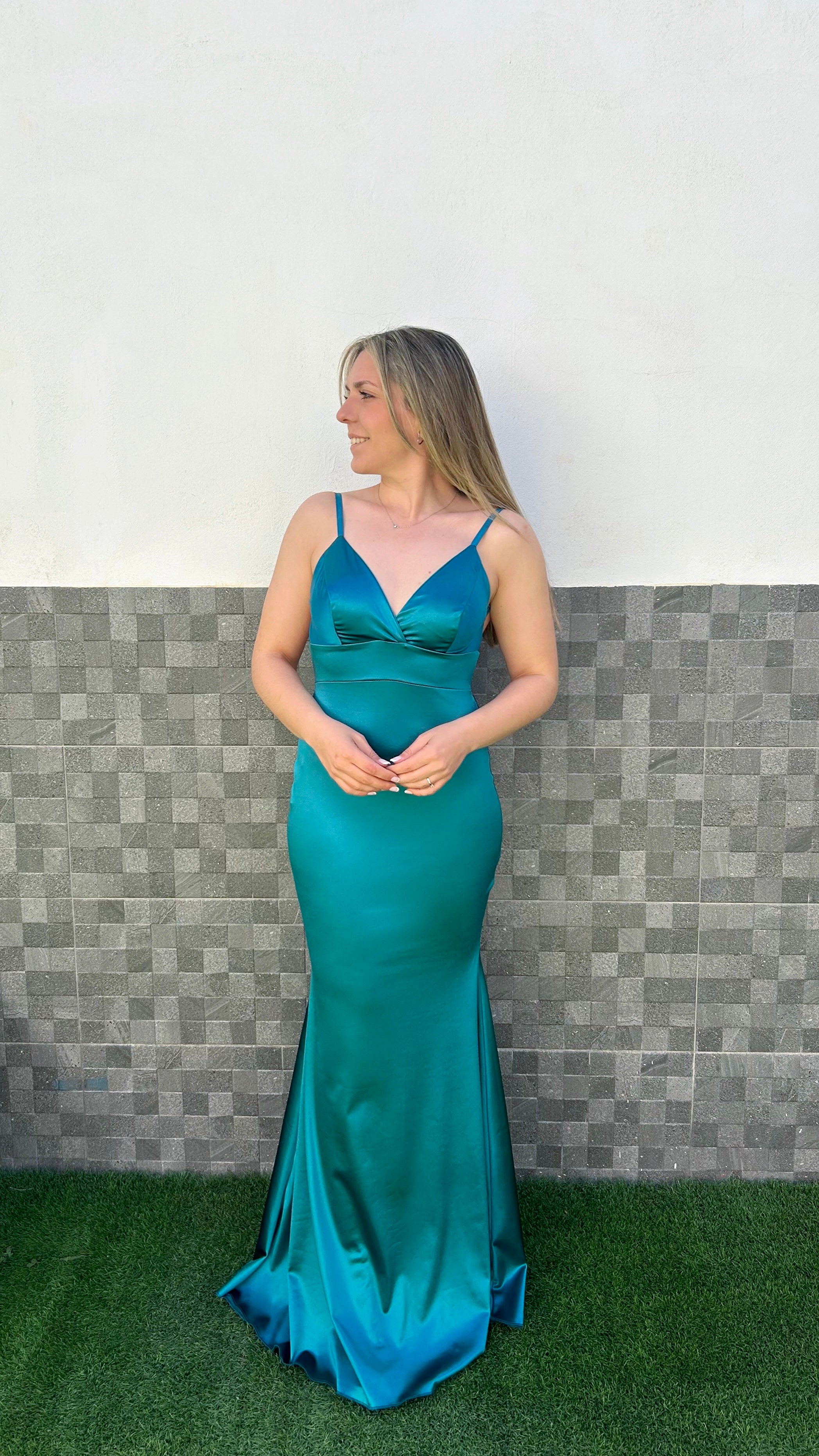 Vestido satin espalda sirena petróleo