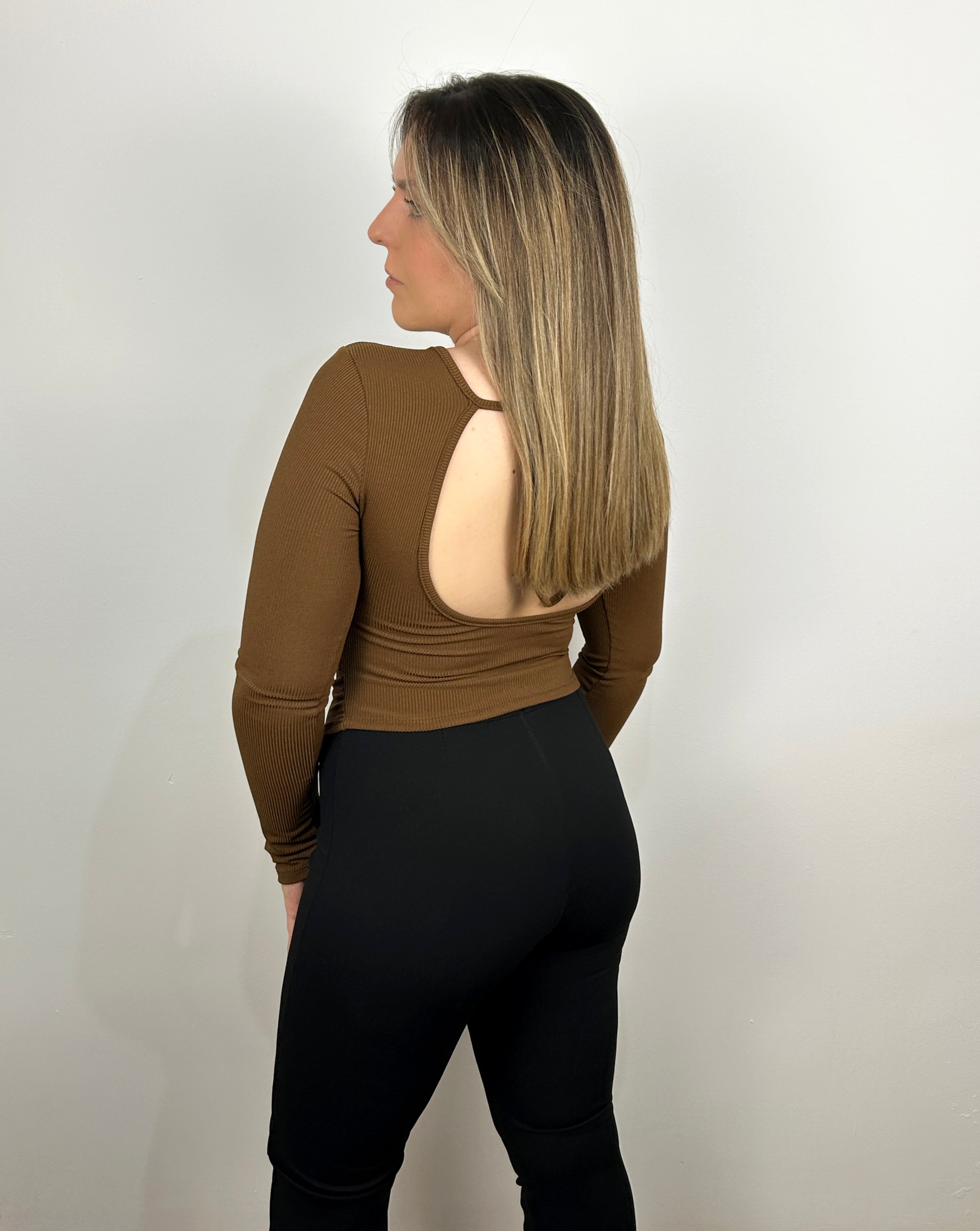 Parte superiore posteriore marrone