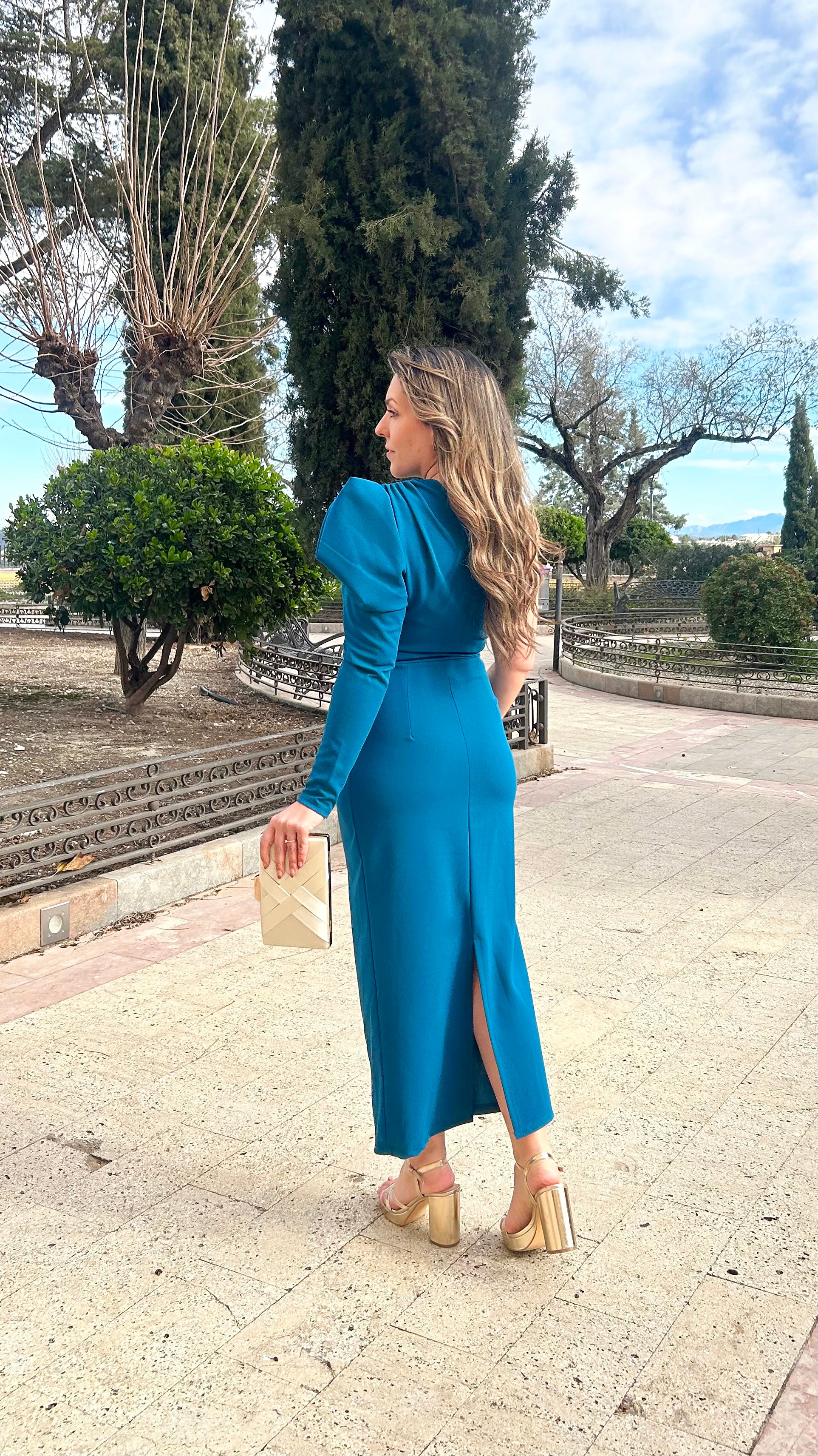 Vestido midi asim manga abullonada petróleo