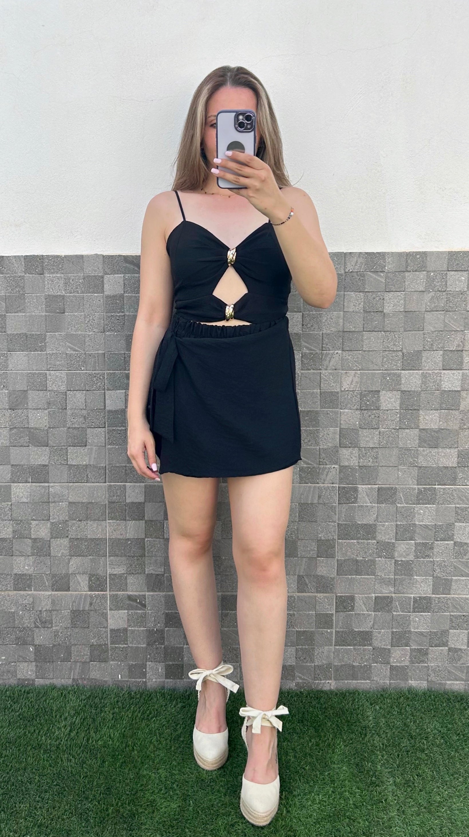 Falda pantalón lazada lateral negro