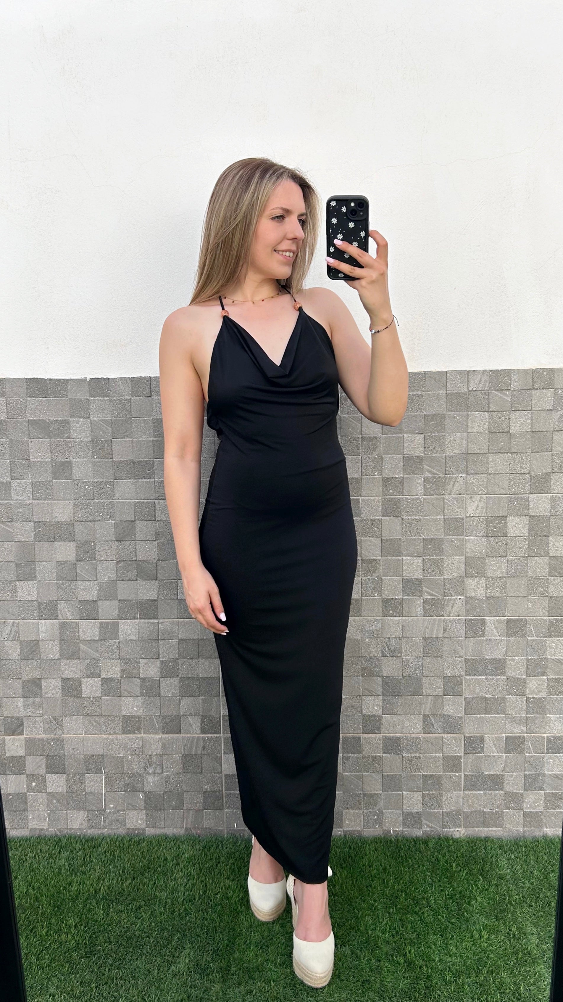 Vestido midi fluido cascada negro